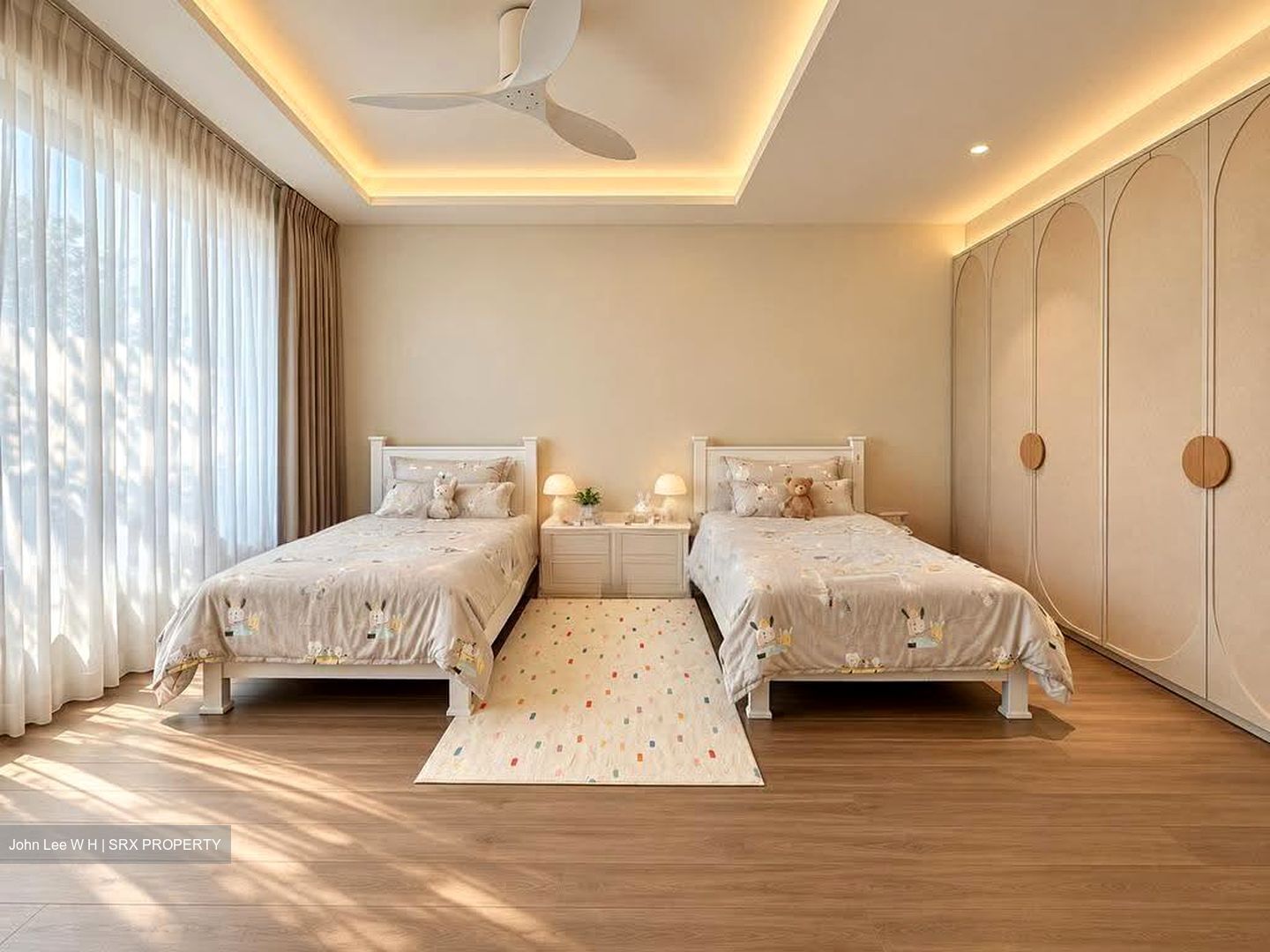 The Silver Spurz (D19), Terrace #632509341